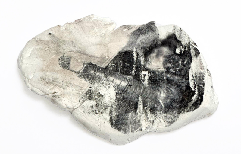 Photo Shard_28B_2023_printonclay_6x12x2cm